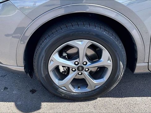 Used 2024 Ford Escape ST-Line AWD/4WD image 9