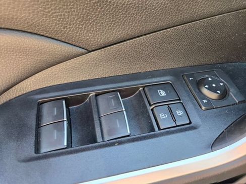 Used 2022 Toyota RAV4 XLE Premium AWD/4WD image 36