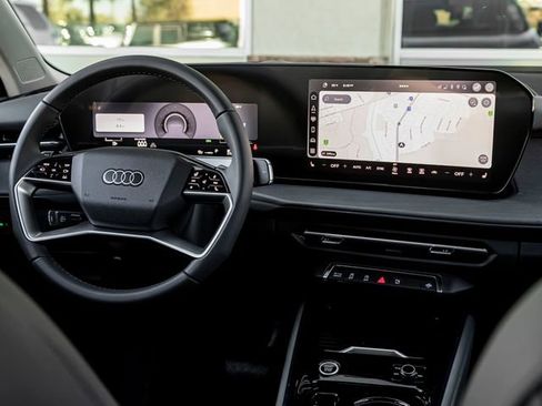 New 2026 Audi Q3 quattro 2.0T AWD/4WD image 23