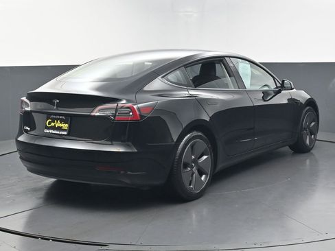Used 2023 Tesla Model 3 Standard Range RWD image 4
