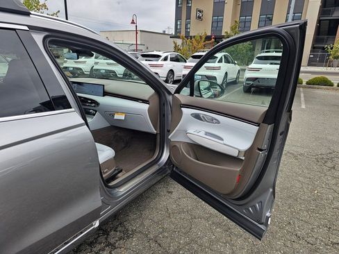 New 2026 Genesis GV70 2.5T Advanced image 28