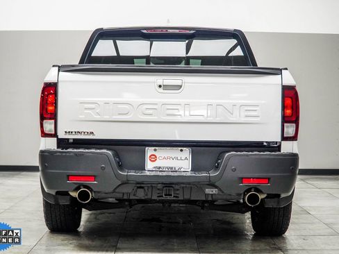 Used 2025 Honda Ridgeline Black Edition image 15