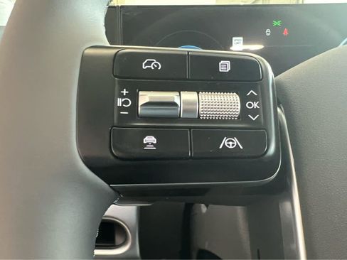 New 2026 Hyundai Ioniq 9 SE AWD/4WD image 32
