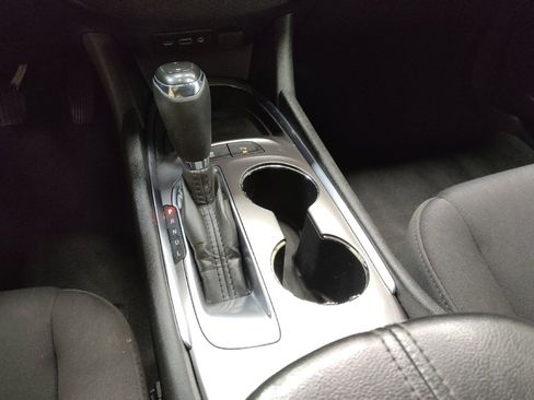 Used 2020 Chevrolet Malibu LT FWD image 26