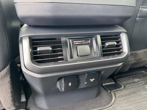 Used 2023 Ford F150 Lariat w/ Equipment Group 502A High AWD/4WD image 25