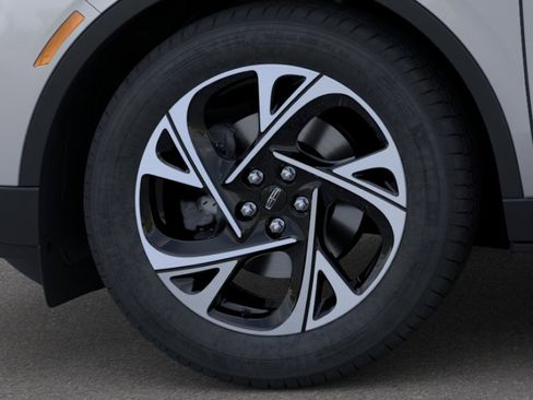 New 2026 Lincoln Nautilus Premier AWD/4WD image 19