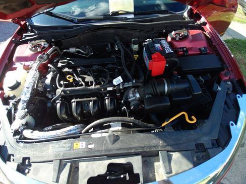 Used 2011 Ford Fusion SE w/ 202A Rapid Spec Order Code FWD image 21