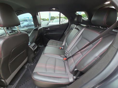 Used 2022 Chevrolet Equinox RS w/ Infotainment Package FWD image 14