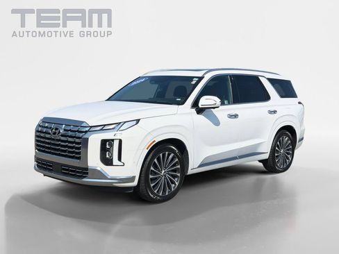 Used 2024 Hyundai Palisade Calligraphy AWD/4WD image 3