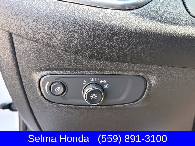 Used 2022 Chevrolet Equinox LT FWD image 25