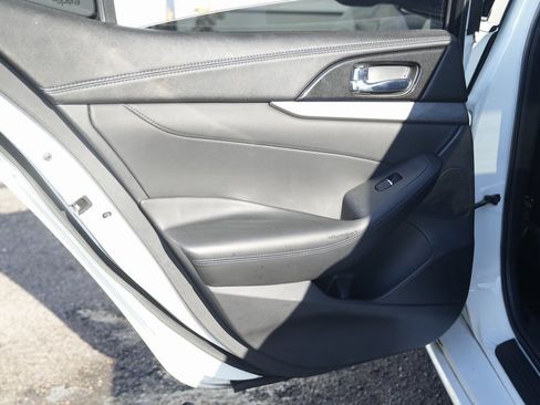Used 2018 Nissan Maxima 3.5 S image 27