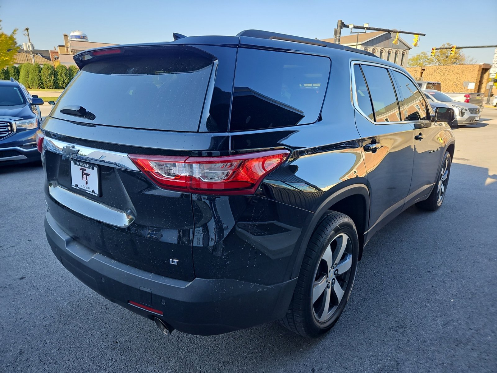 Used 2021 Chevrolet Traverse LT w/ LT Premium Package FWD image 7