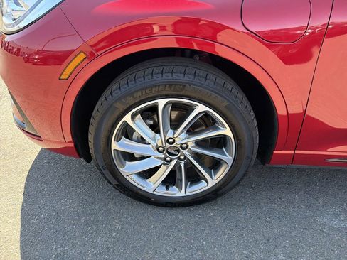 Certified 2023 Lincoln Corsair Grand Touring w/ Equipment Group 301A AWD/4WD image 30