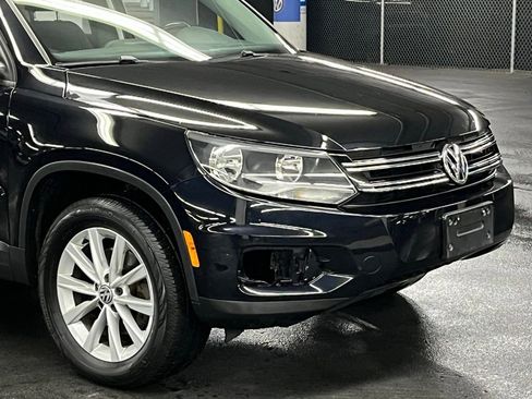Used 2018 Volkswagen Tiguan Limited w/ Premium Package FWD image 36