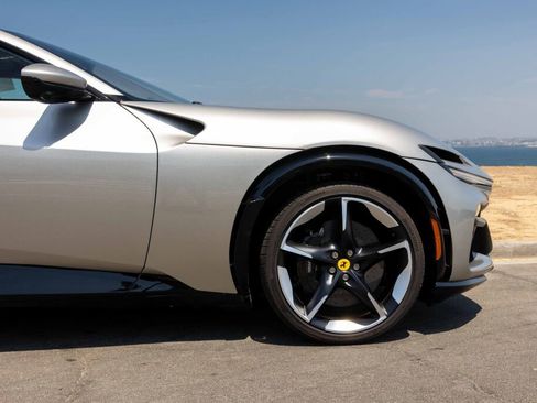 Certified 2025 Ferrari Purosangue image 35