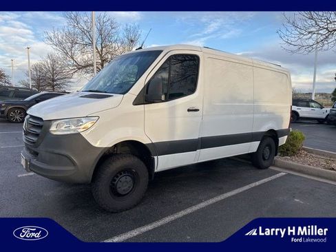Used 2020 Mercedes-Benz Sprinter 144 Cargo image 1