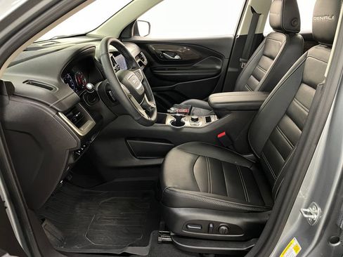 Certified 2024 GMC Terrain Denali w/ Denali Premium Package AWD/4WD image 9
