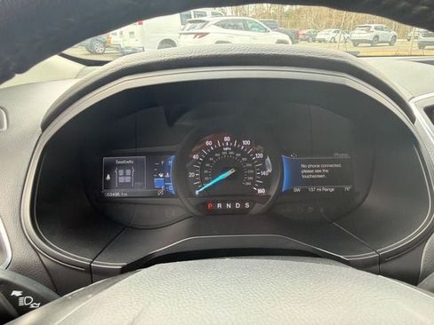 Used 2024 Ford Edge Titanium image 5