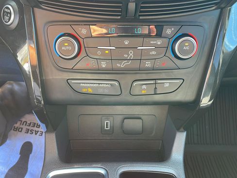 Used 2019 Ford Escape SE AWD/4WD image 21
