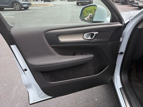 Certified 2024 Volvo XC40 B5 Core w/ Protection Package Premier AWD/4WD image 14