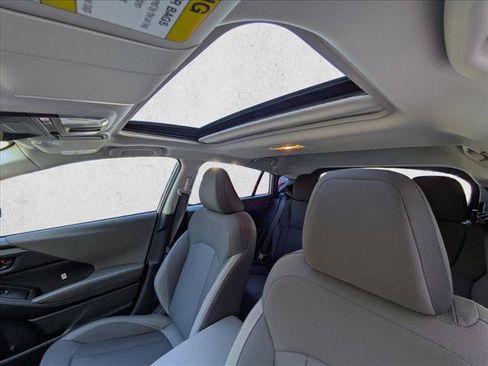 New 2026 Subaru Crosstrek 2.5i Premium AWD/4WD image 17