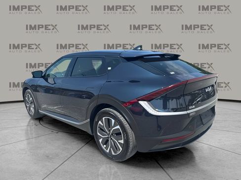 Used 2024 Kia EV6 Light AWD/4WD image 2