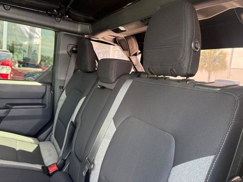 Used 2025 Ford Bronco Big Bend image 31