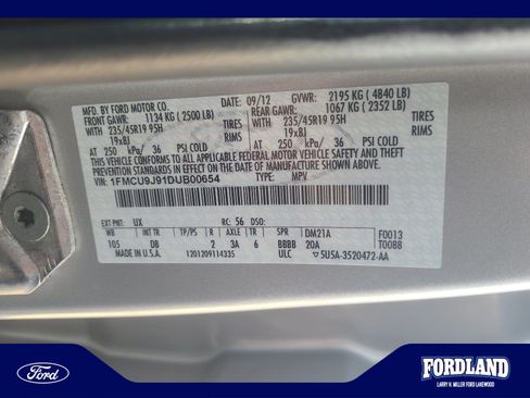 Used 2013 Ford Escape Titanium AWD/4WD image 25
