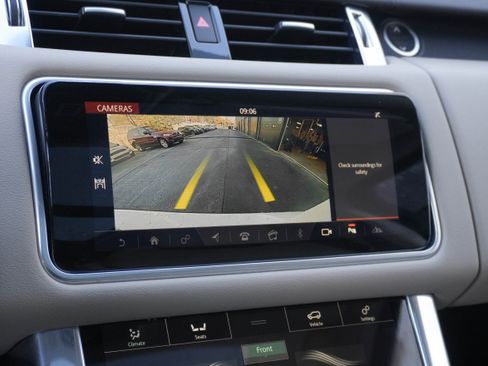 Used 2022 Land Rover Range Rover Sport HSE Silver Edition image 23