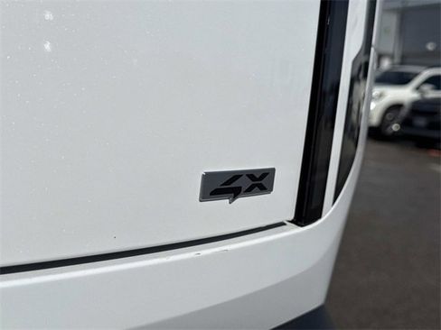 New 2027 Kia Telluride S image 4