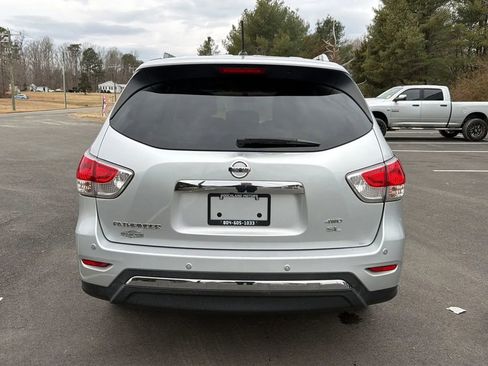 Used 2013 Nissan Pathfinder SL image 5