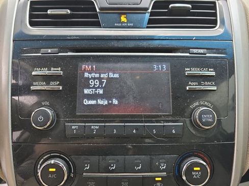 Used 2015 Nissan Altima 2.5 S w/ Special Edition Package image 27