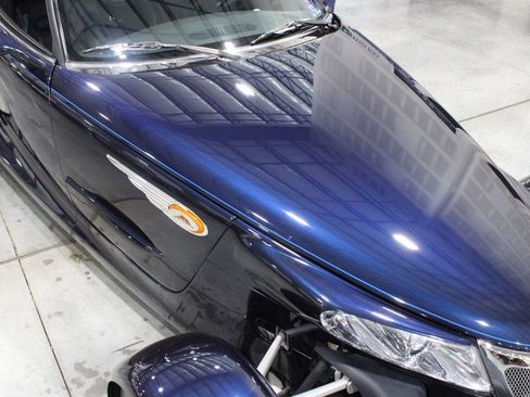 Used 2001 Chrysler Prowler RWD image 40