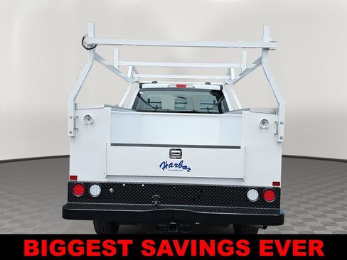New 2025 Ford F250 XL w/ FX4 Off-Road Package AWD/4WD image 4
