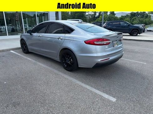 Used 2020 Ford Fusion SE w/ Equipment Group 151A FWD image 5