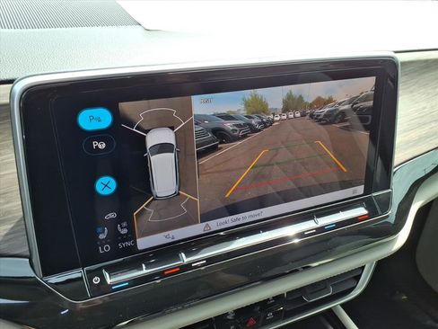 New 2026 Volkswagen Atlas SEL Premium R-Line image 19