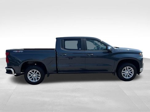 Used 2022 Chevrolet Silverado 1500 LT AWD/4WD image 6