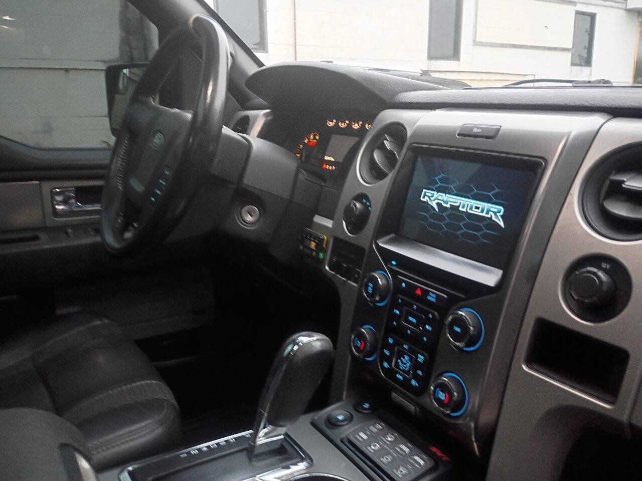 Used 2013 Ford F150 Raptor w/ Luxury Equipment Group AWD/4WD image 30