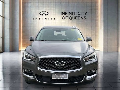 Used 2020 INFINITI QX60 Luxe w/ Essential Package AWD/4WD image 2