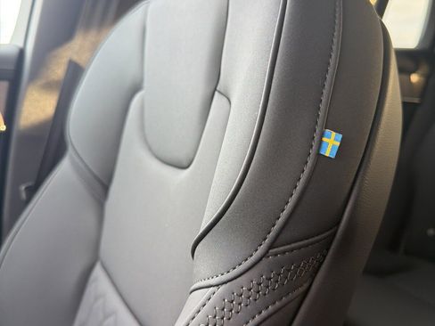 New 2026 Volvo XC90 B5 Core w/ Protection Package Premier image 36