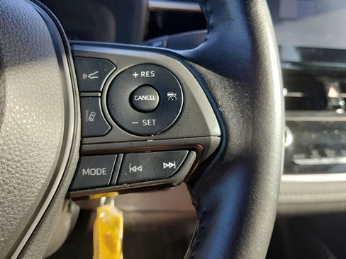 Used 2022 Toyota Corolla SE FWD image 23