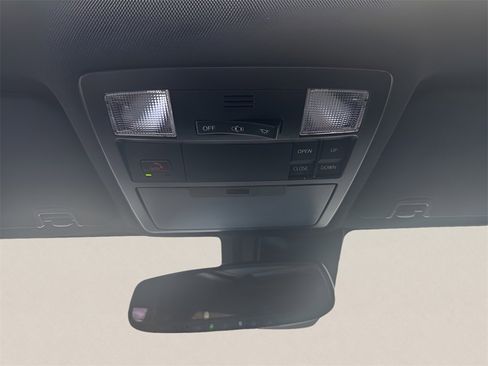 Used 2022 Toyota Tacoma TRD Off-Road image 27