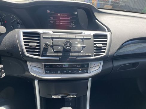 Used 2015 Honda Accord Sport image 18