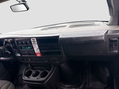 Used 2025 Chevrolet Express 2500 w/ Driver Convenience Package image 21