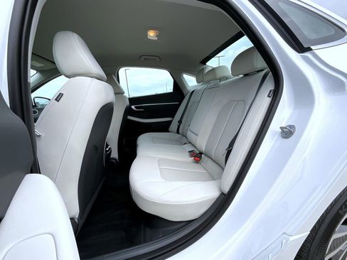 New 2025 Hyundai Sonata SEL image 12