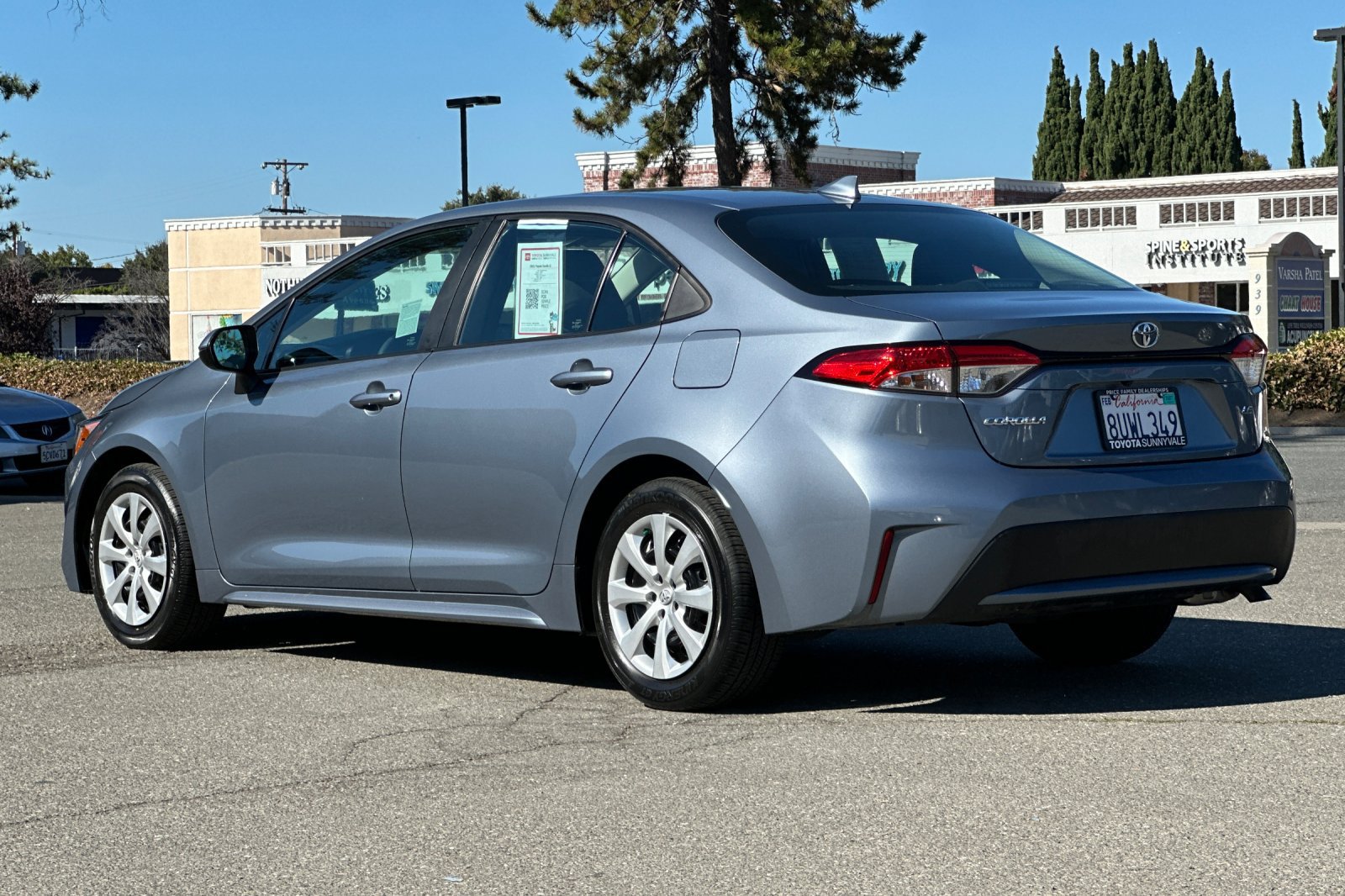 Certified 2021 Toyota Corolla LE w/ Carpet Mat Package (TMS) FWD image 5