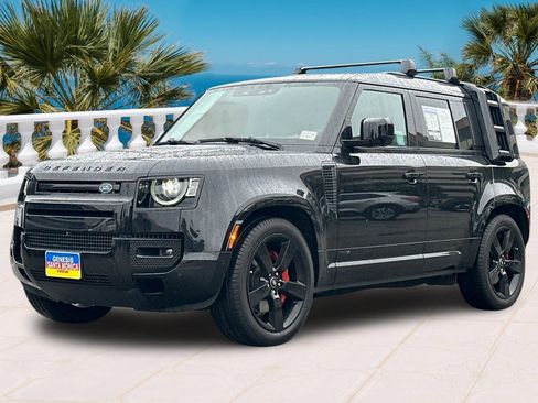 Used 2020 Land Rover Defender 110 X image 8