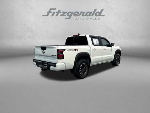 Used 2022 Nissan Frontier PRO-4X w/ Technology Package AWD/4WD image 8