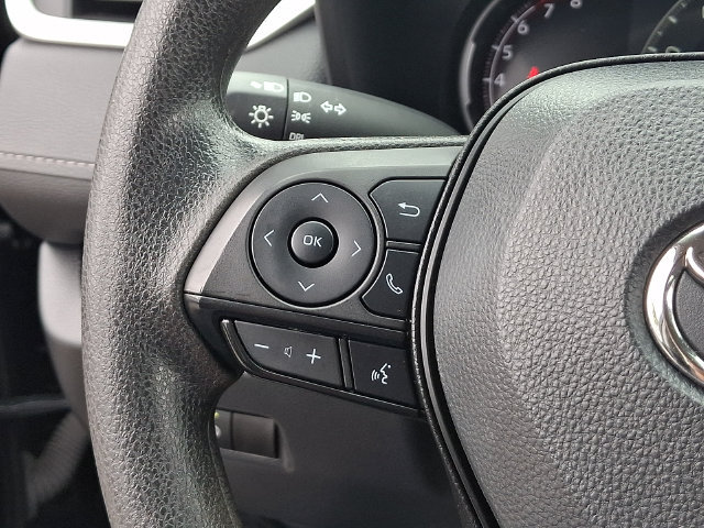 Used 2024 Toyota RAV4 LE AWD/4WD image 7