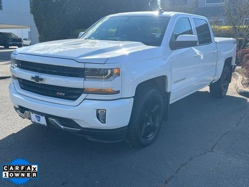 Used 2018 Chevrolet Silverado 1500 LT w/ All Star Edition image 3